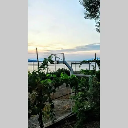 度假居 Secluded House With Great View And Private *